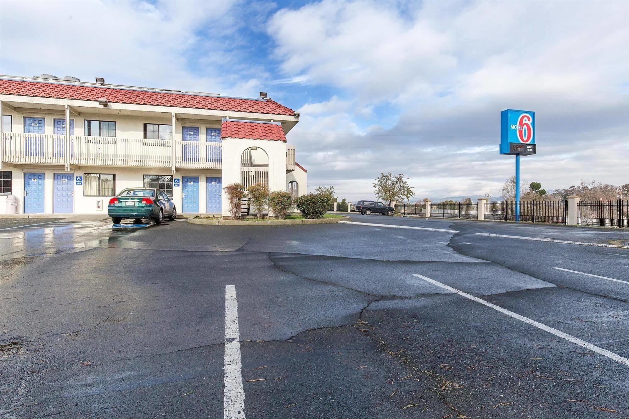 Motel 6 Vallejo - Maritime North 외부 사진