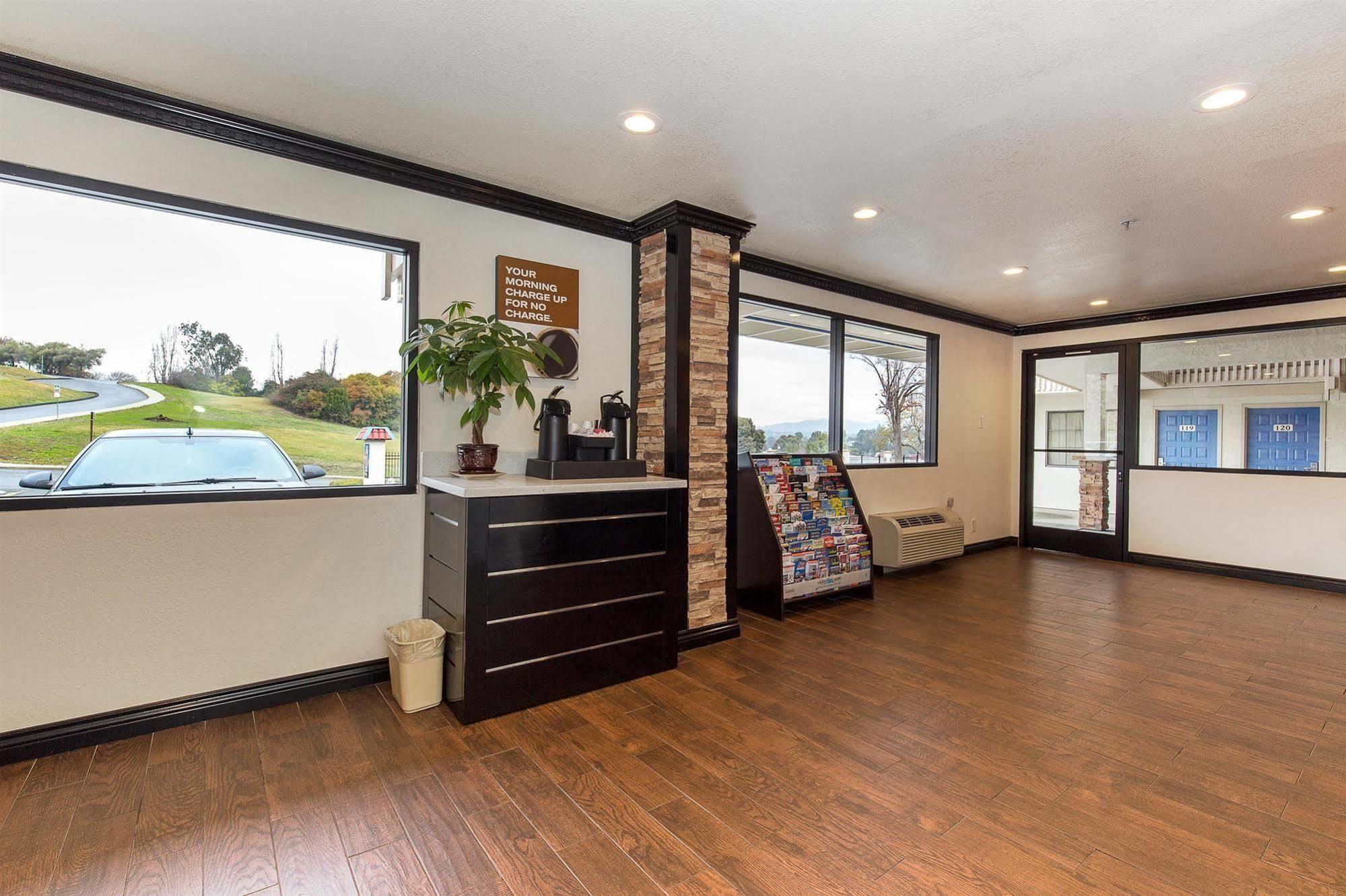 Motel 6 Vallejo - Maritime North 외부 사진