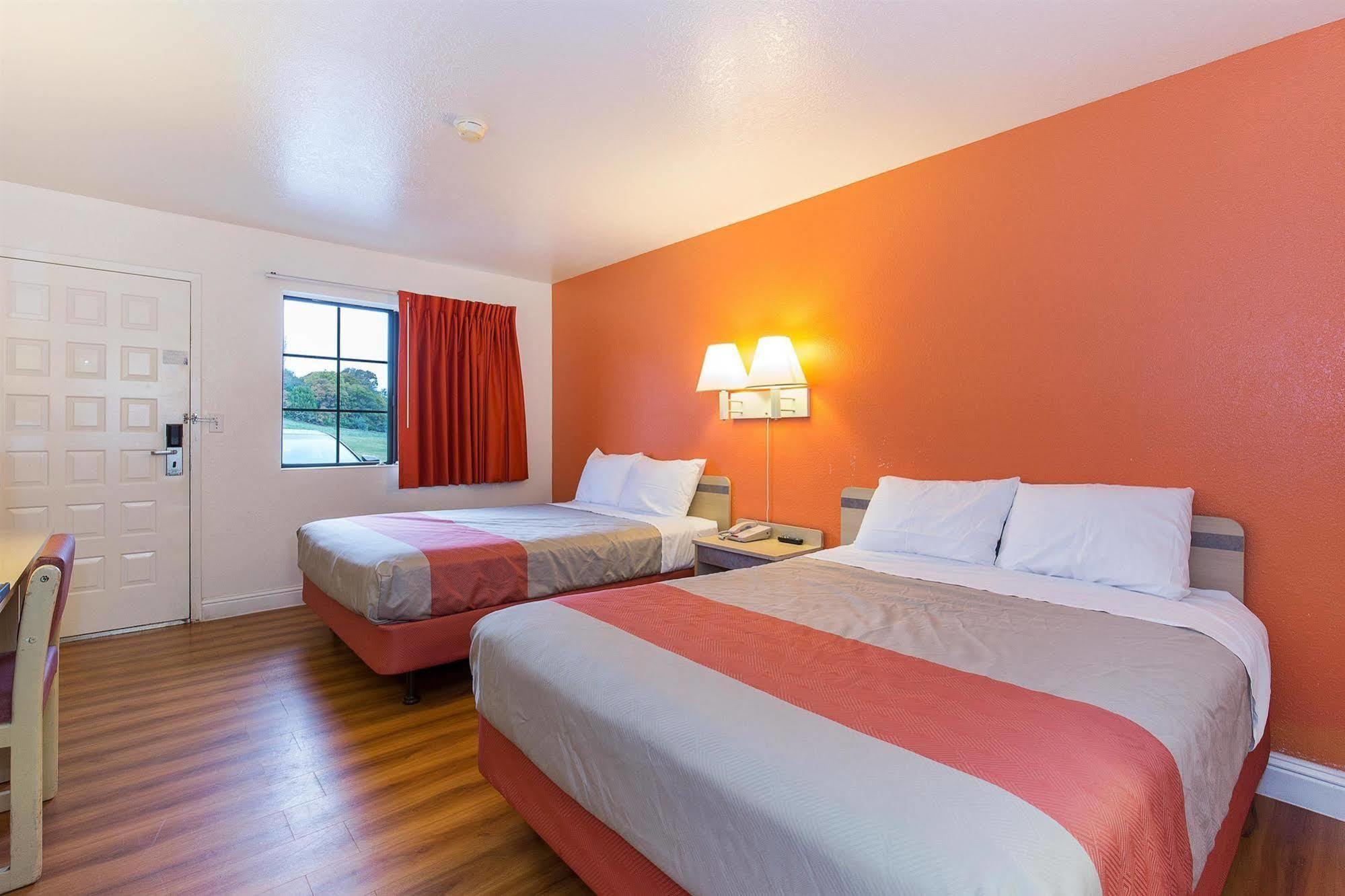 Motel 6 Vallejo - Maritime North 외부 사진